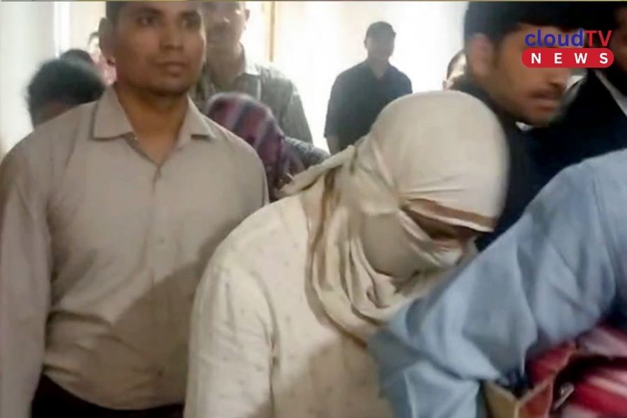 NEET প্রশ্নফাঁস : শিক্ষকই ছিলেন ‘মাস্টারমাইন্ড’, কোটি টাকার বিনিময়ে ফাঁস হয়েছিল প্রশ্ন