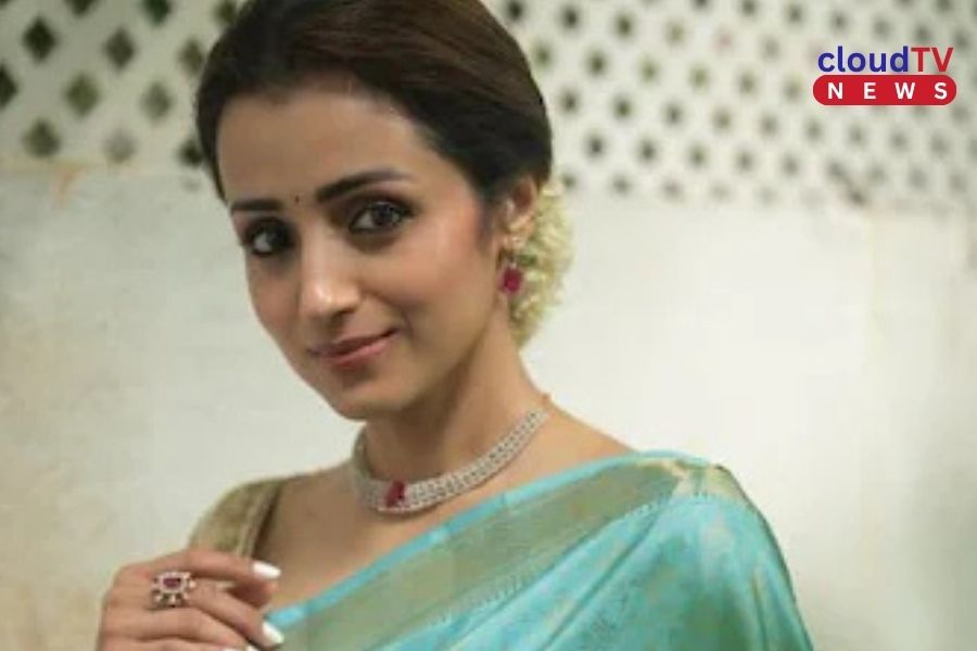 বিজয়ের শপথ মঞ্চে তৃষা, তারপরই রহস্যময় পোস্ট! ‘The love is always louder’ ঘিরে তুমুল জল্পনা