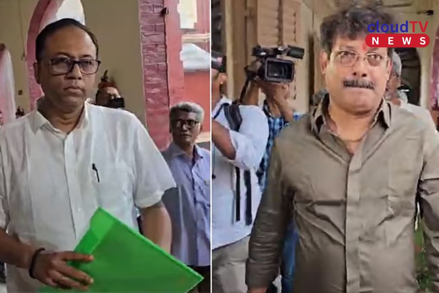 কলকাতা পুরসভায় তৃণমূলে নতুন ধাক্কা? বরো চেয়ারম্যান পদ ছাড়লেন সুশান্ত ঘোষ, জল্পনায় অরূপও