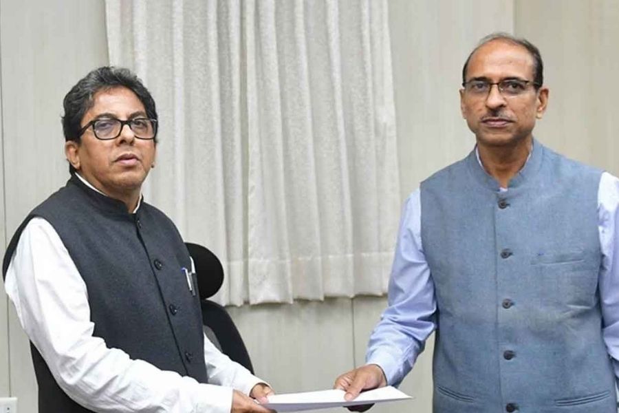 মমতার ঘনিষ্ঠ উপদেষ্টাদের ইস্তফার জল্পনা! ভোটের ফলের পর নবান্নে বড় রদবদলের ইঙ্গিত