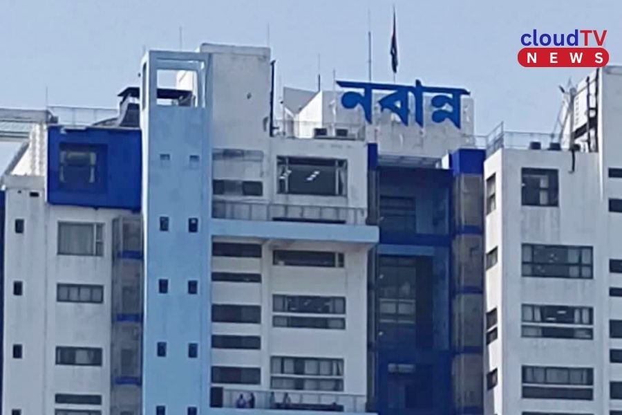 নবান্নের নতুন ব্যাখ্যা, কারা থাকছেন নির্দেশিকার আওতায়? সরকারি বোর্ড-নিগম কর্মীদের ক্ষেত্রেও প্রযোজ্য নিয়ম