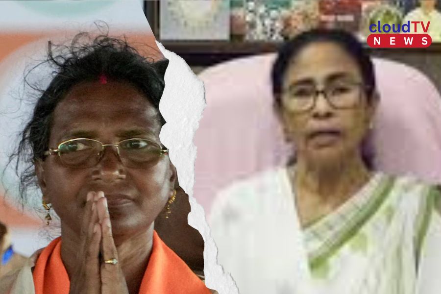 ‘আমি আর মমতা দু’জনেই সর্বহারা’! আরজি কর নির্যাতিতার মায়ের পোস্ট ঘিরে নতুন রাজনৈতিক জল্পনা