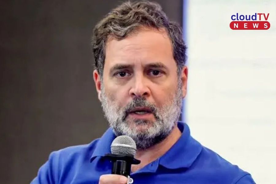 ‘মোদি চান যুবসমাজ রিল বানাক আর পকোড়া ভাজুক’, সিবিএসই বিতর্কে প্রধানমন্ত্রীর বিরুদ্ধে তোপ রাহুলের