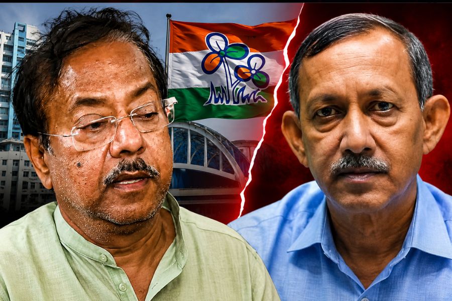 তৃণমূলে জোড়া ধাক্কা! সব সাংগঠনিক পদ ছাড়লেন জ্যোতিপ্রিয়, মেয়র পদে ইস্তফা গৌতম দেবের