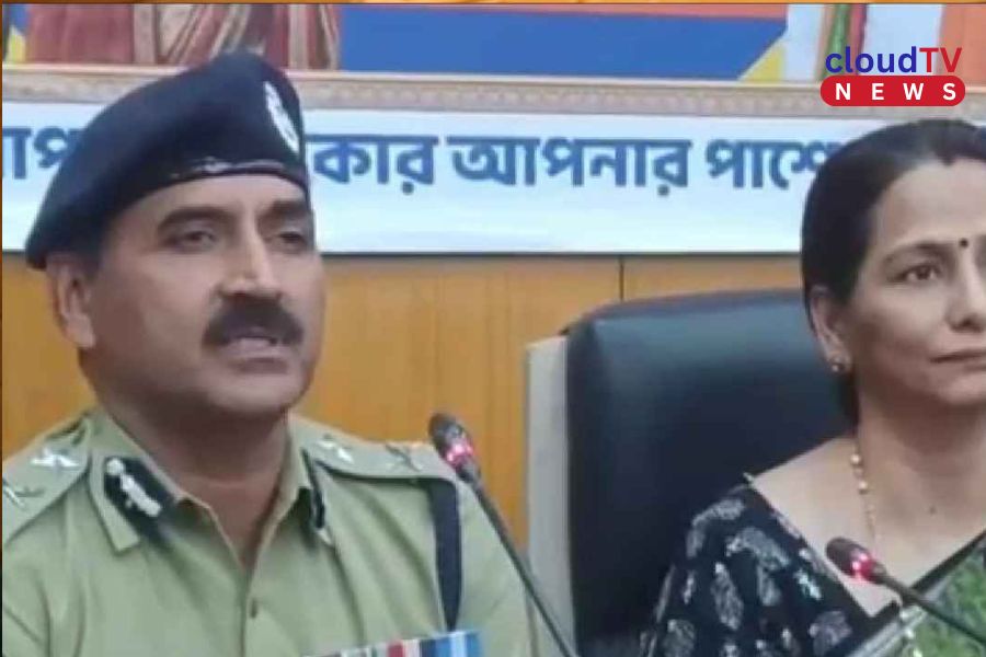 কলেজ স্ট্রিট থেকে হকার উচ্ছেদ হচ্ছে না, গুজবে কান না দেওয়ার আবেদন KMC কমিশনারের