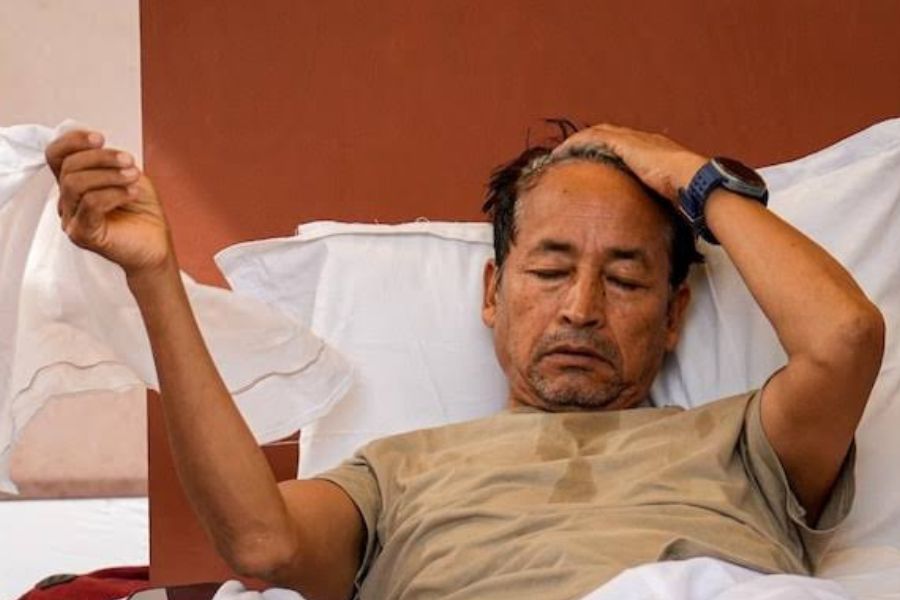 অনশন ভাঙতে রাজি সোনম ওয়াংচুক, তবে এক শর্তে; সংসদ অভিযানের দিকেই নজর দেশের