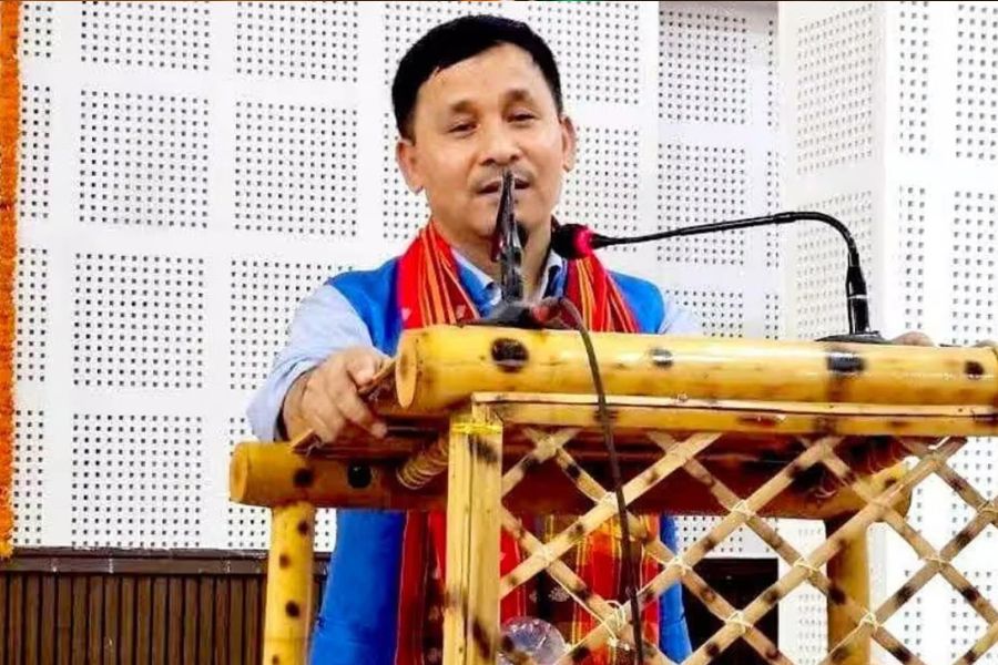 সাংসদ থেকে ফের স্কুলের শিক্ষক, রাজনীতি ছেড়ে পুরনো পেশায় ফিরলেন রেবতী ত্রিপুরা