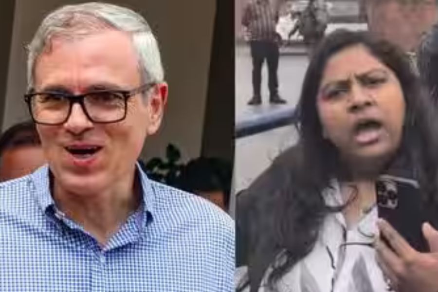 ‘জেন জি’ তকমার অপব্যবহার? তরুণীর ভিডিও ঘিরে ক্ষুব্ধ ওমর