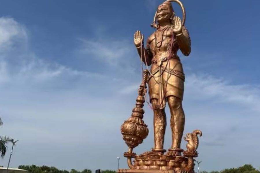 ‘জিতলেই মূর্তি সরিয়ে দেব’, নির্বাচনের আগে আমেরিকার টেক্সাসে ৯০ ফুটের হনুমান মূর্তি ঘিরে রাজনৈতিক বিতর্ক
