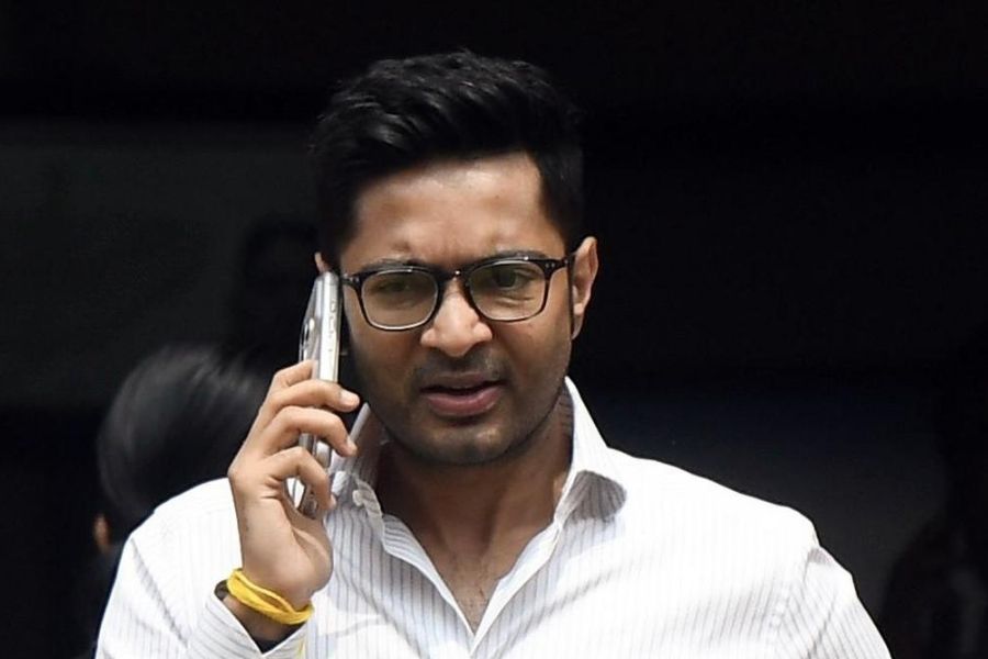 অভিষেকের ক্যামাক স্ট্রিটের অফিস নিয়ে মামলা ফের নিম্ন আদালতে, ১৫ দিনের সময়সীমা হাই কোর্টের