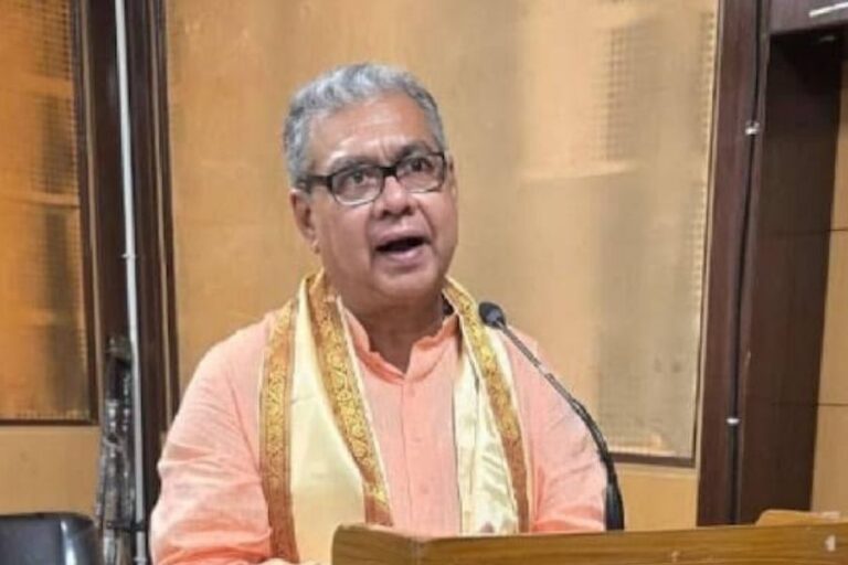 দুর্গাপুজো থেকে লক্ষ্মীপুজো পর্যন্ত টানা ছুটি বন্ধ সরকারি হাসপাতালের কর্মীদের